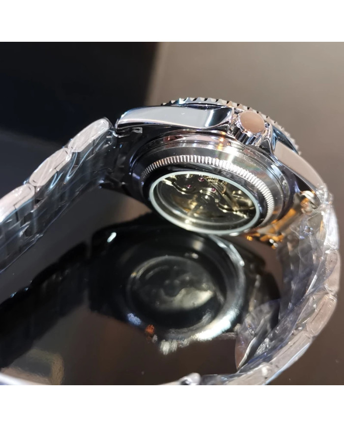 Automatic mechanical watch with blue and red bezel